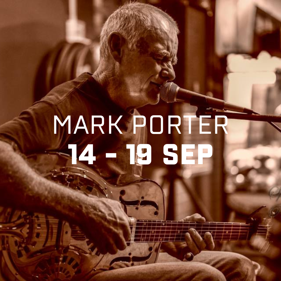 Live music by Mark Porter at Charlotte Plains in Outback Queensland
